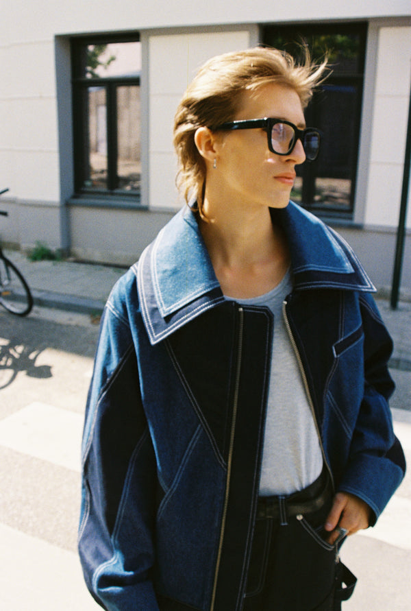 TWO-TONED V JACKET — The Aligned