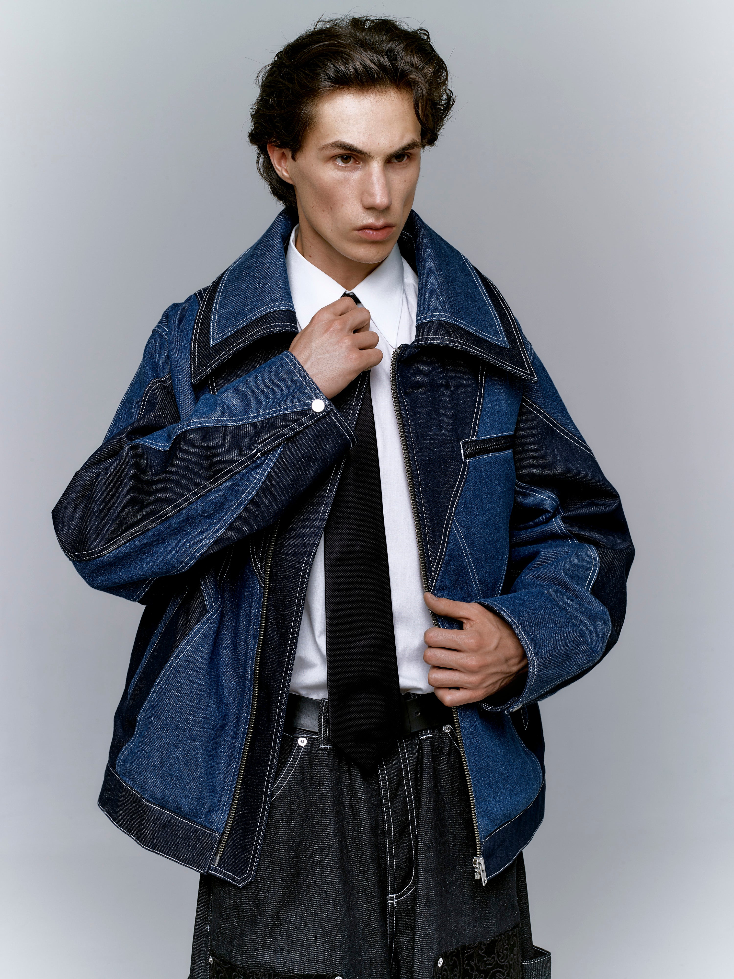 TWO-TONED V JACKET — The Aligned
